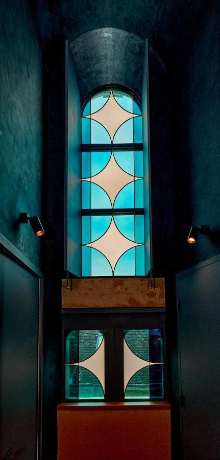 La Chapelle, Les Suites Du Palais, L'Unique 5 Etoiles De Nevers, Suite D'Exception, By Primo C0Nciergerie Εξωτερικό φωτογραφία