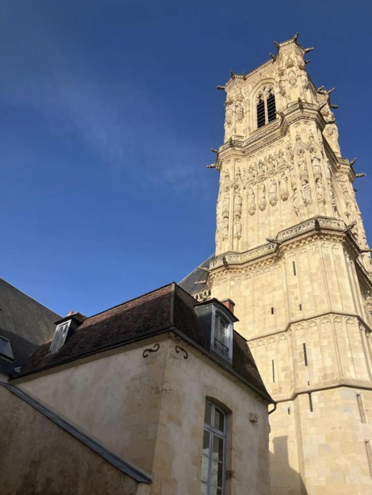 La Chapelle, Les Suites Du Palais, L'Unique 5 Etoiles De Nevers, Suite D'Exception, By Primo C0Nciergerie Εξωτερικό φωτογραφία